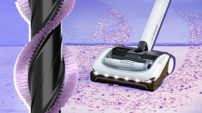 Save £100 on ‘astonishing’ vacuum and that’s ‘so easy to carry up the stairs’